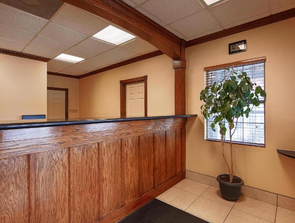 Americas Best Value Inn Winnsboro, La Exterior foto